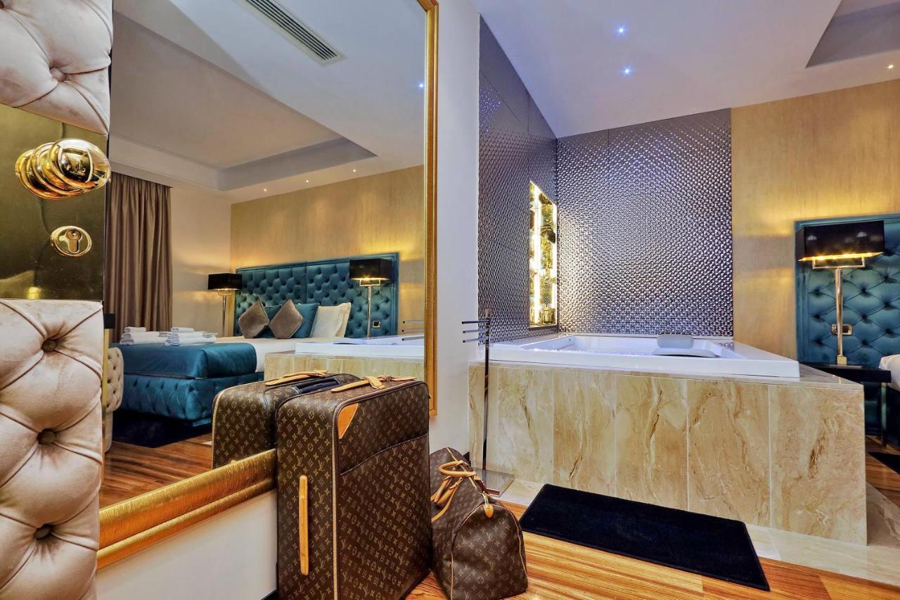 Spanish Hills Collection Luxury Suites & Jacuzzi Рим Экстерьер фото