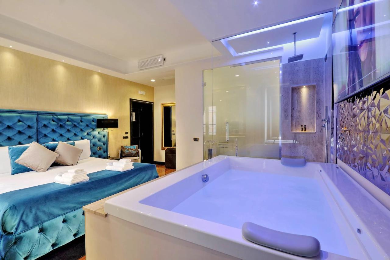 Spanish Hills Collection Luxury Suites & Jacuzzi Рим Экстерьер фото