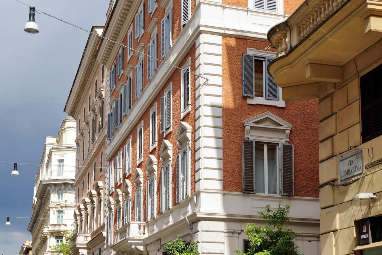 Spanish Hills Collection Luxury Suites & Jacuzzi Рим Экстерьер фото