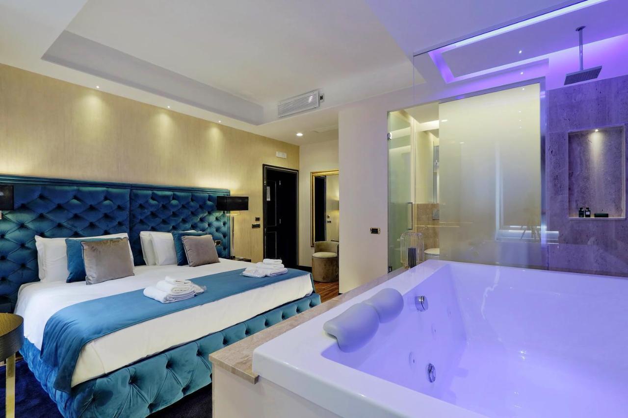 Spanish Hills Collection Luxury Suites & Jacuzzi Рим Экстерьер фото